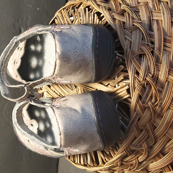 J-41 ADVENTURE Hike Walk GREY Pink VELCRO Shoe 6.5M - Picture 4 of 6